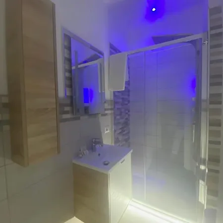 Mamuccia Posto Auto فندق مبيت وإفطار 4*